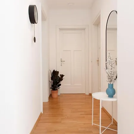 Kassberg Apartment Im Retro-Stil / Netflix & Wifi Chemnitz Exterior photo